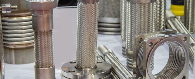 4 Signs Your Expansion Joints Are Corroding